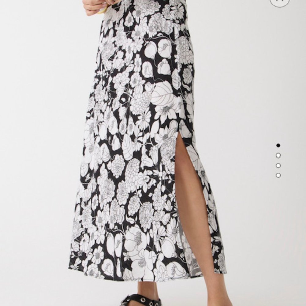 J. CREW NWT GWYNETH LINEN SLIP  SKIRT IN CLASSIC FLORAL PRINT  SIZE XXS